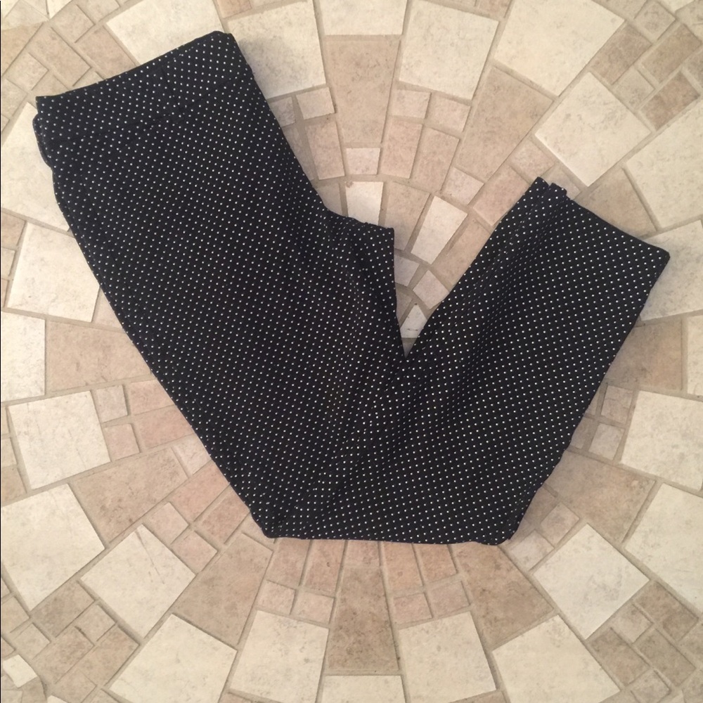 💐Old Navy Daisy Pant - B&W Polka Dot